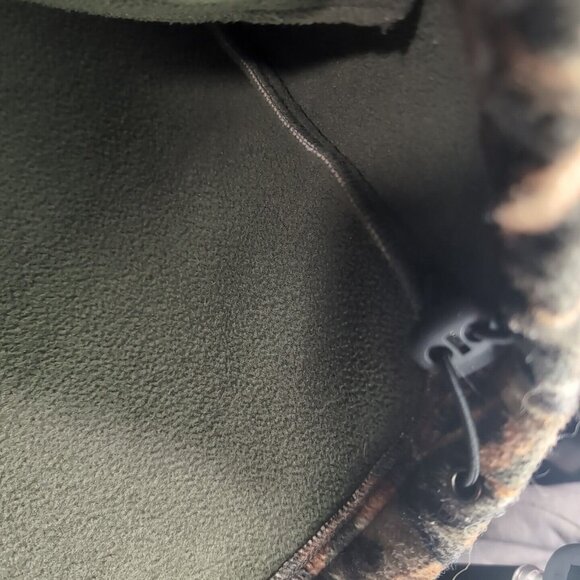 Ducks Unlimited Canada Mens XXL Camo Fleece Hunting Vest Zip Green Brown 120F096 - Picture 8 of 14